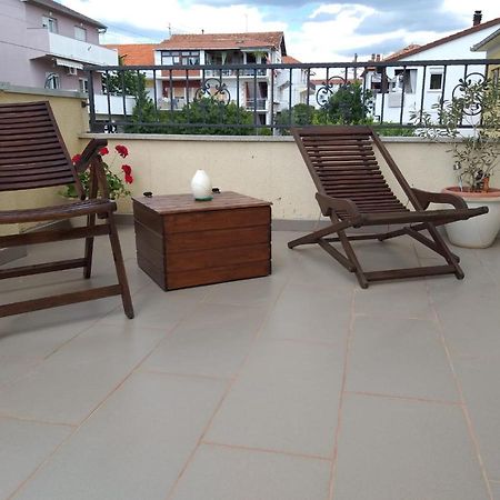Apartment Josip Zara Esterno foto
