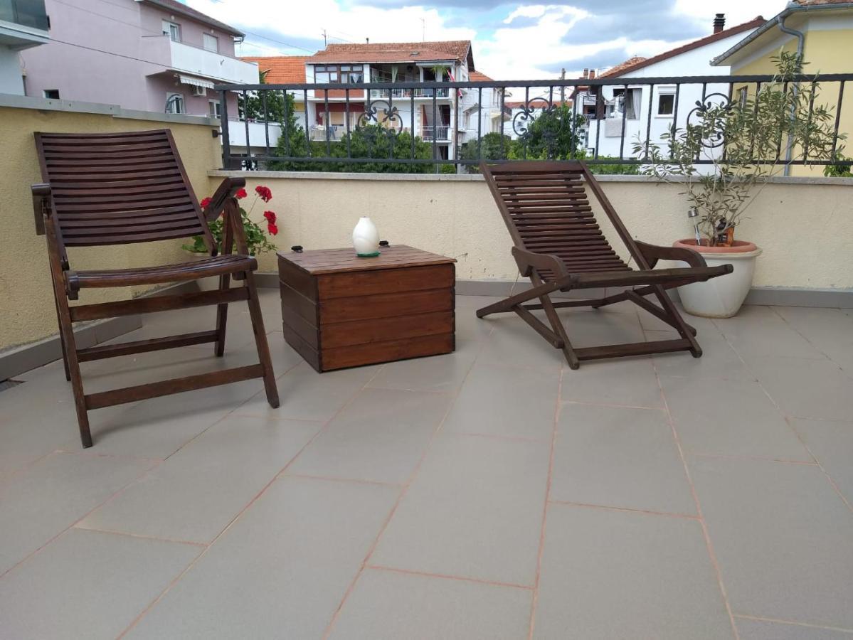Apartment Josip Zara Esterno foto