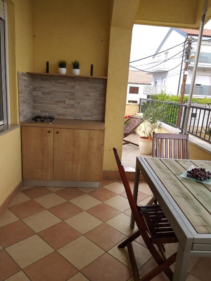 Apartment Josip Zara Esterno foto