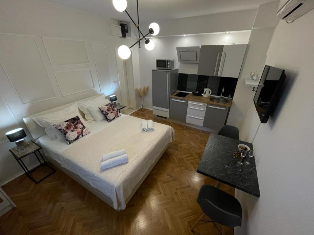 Apartment Josip Zara Esterno foto